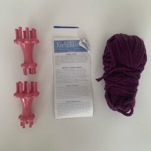 Provo Craft Knifty Knitters Activity Set 2 Spool Looms Plastic Needle Purple